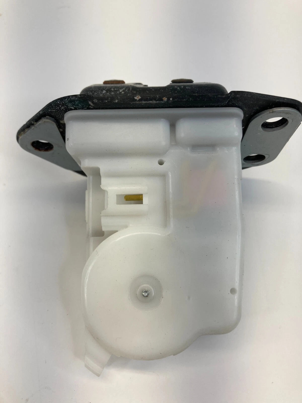 2007 2008 2009 2010 2011 2012 NISSAN VERSA REAR TRUNK LOCK LATCH ACTUATOR OEM