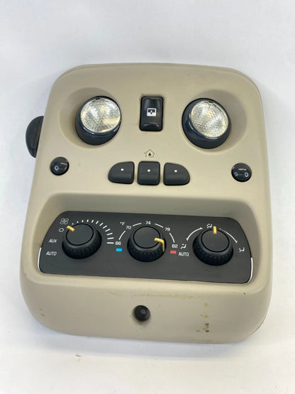1999-2006 CHEVY TAHOE YUKON OVERHEAD CONSOLE DOME LIGHT CLIMATE CONTROL 15763048
