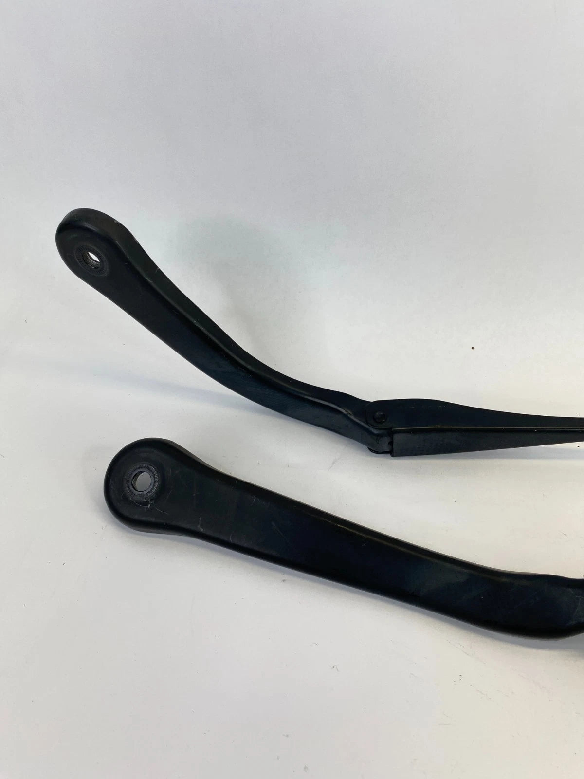 2009-2013 BMW 328I XDRIVE FRONT WINDSHIELD WIPER ARM PAIR SET 61617-253-386-02