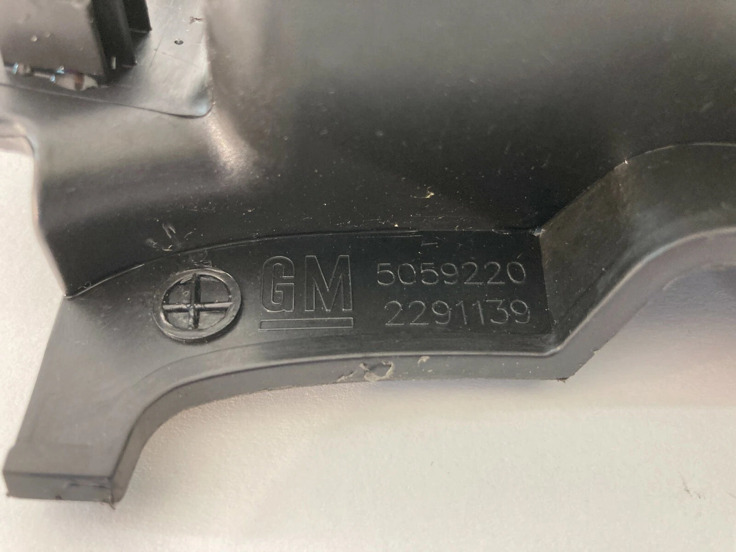 2014-2020 CHEVROLET CHEVY IMPALA CENTER CONSOLE GRAB HANDLE INSERT 5059220 OEM