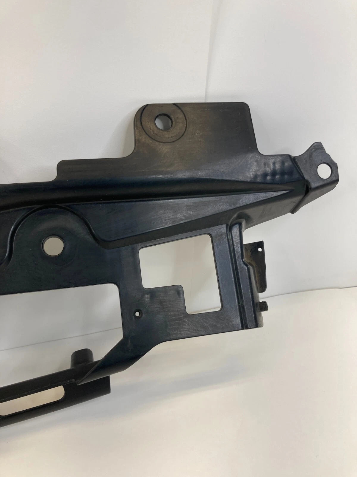 2012-2016 CHEVROLET SONIC BUMPER RADIATOR SPLASH INNER SHIELD COVER OEM