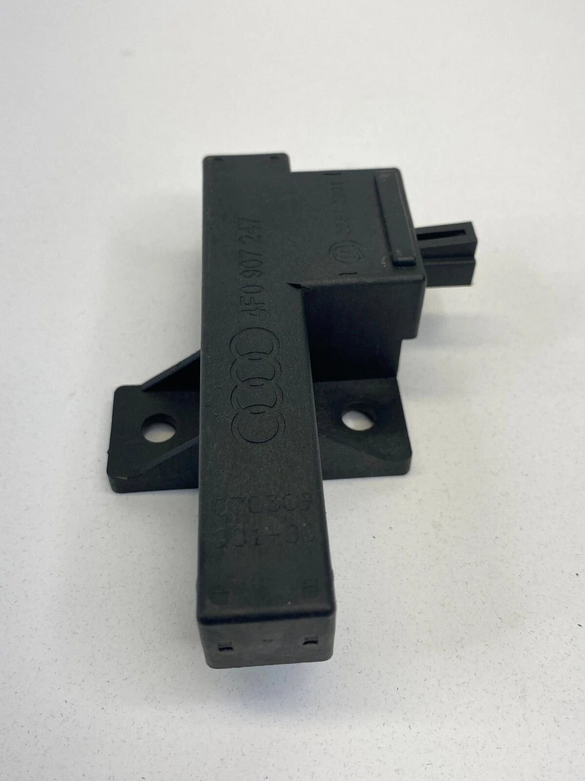 2005-2011 AUDI A6 QUATTRO KEYLESS ENTRY ANTENNA MODULE 4F0907247 OEM