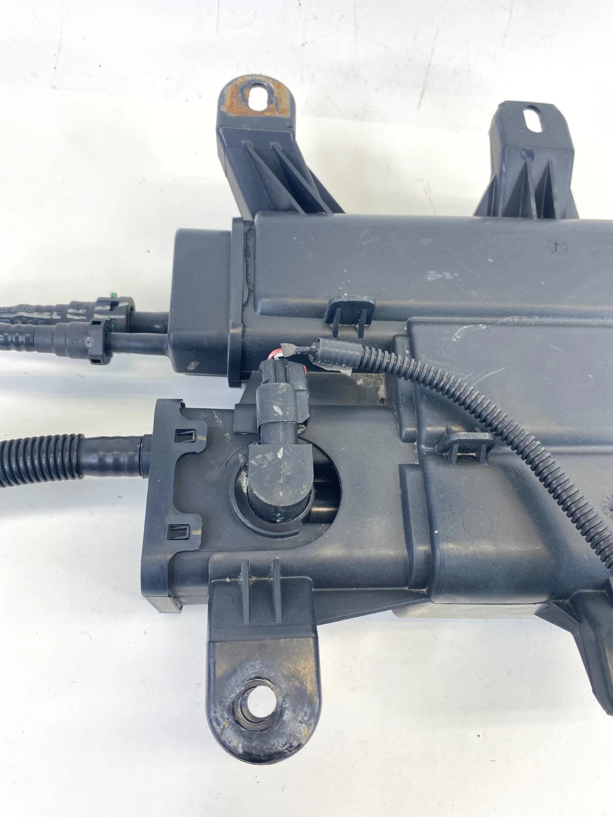 09-19 2009-2019 Buick Enclave Fuel Gas Vapor Canister Valve 23156464 OEM