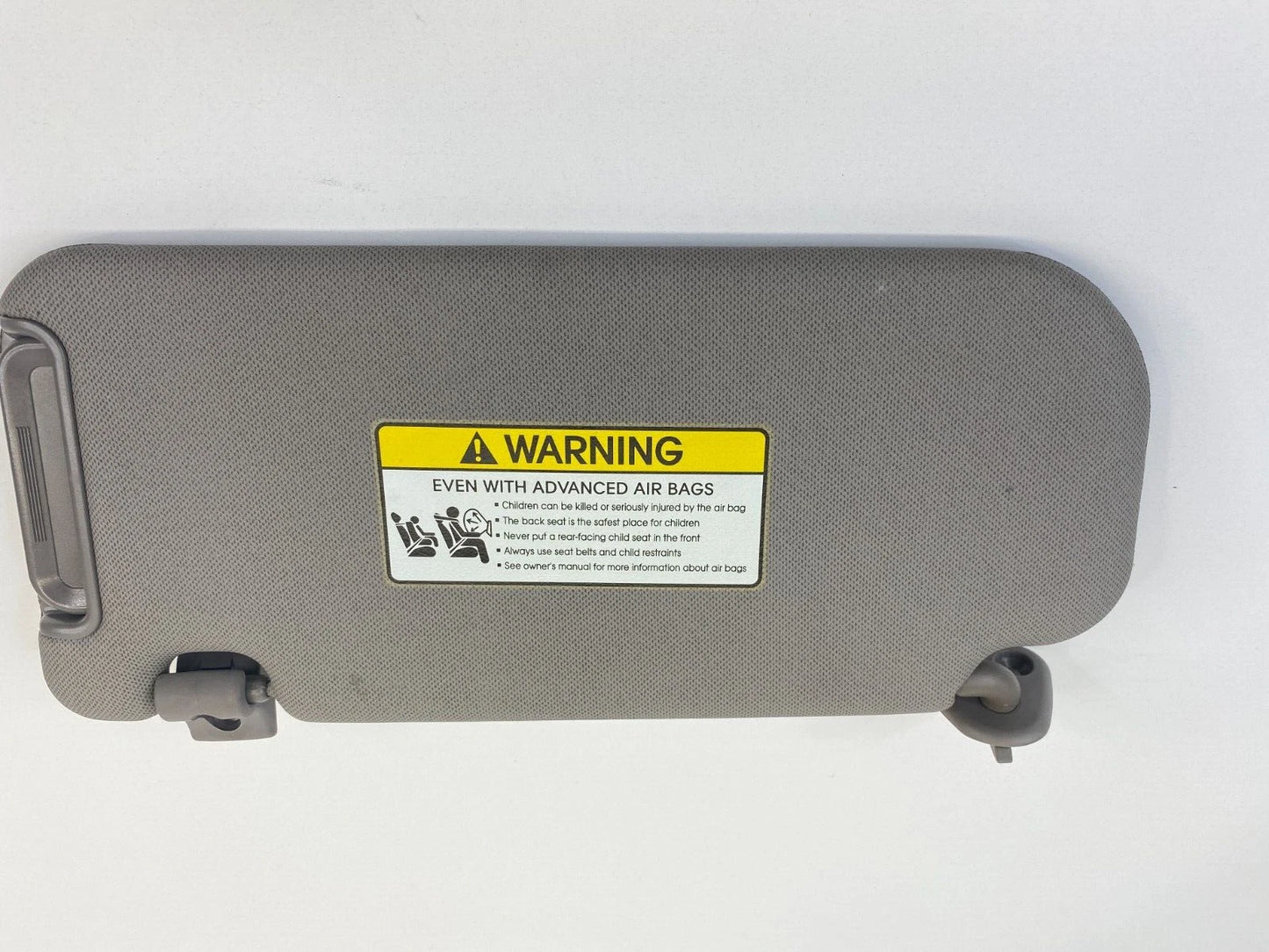 2010-2015 HYUNDAI TUCSON RIGHT PASSENGER SIDE SUNVISOR SUN VISOR SHADE W CLIP