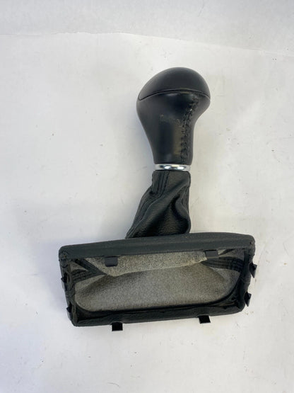 2014 2015 KIA SORENTO 3.3L AT SHIFT KNOB HANDLE AND GAITER BLACK LEATHER OEM