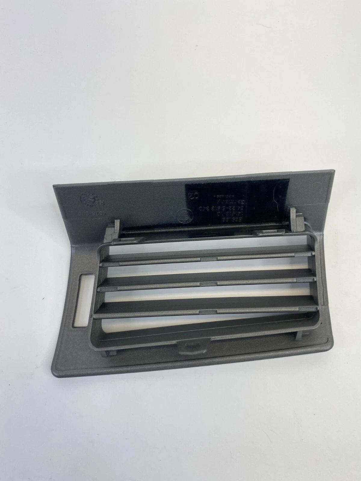 2002-2005 BMW 745I 745LI RIGHT PASSENGER B-PILLAR AIR VENT GRILLE 64226913340