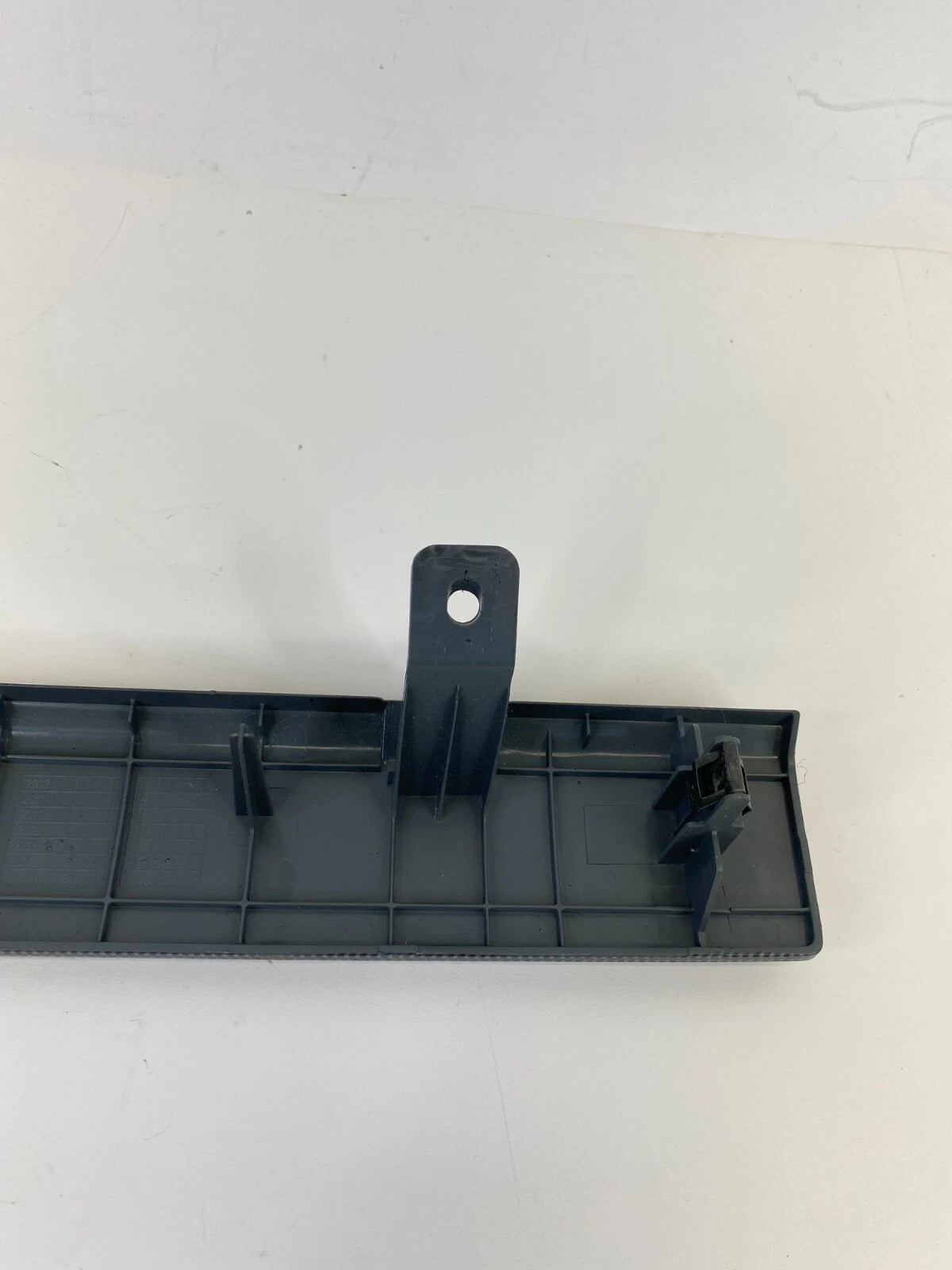 2008-2010 SATURN VUE DASH PANEL RIGHT SIDE BEZEL TRIM MOLDING COVER 96661737 OEM