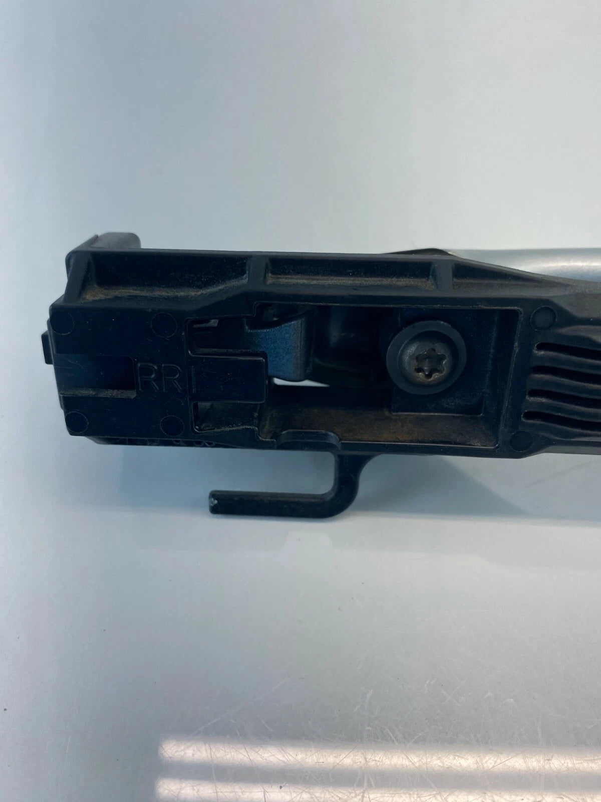 2003-2009 TOYOTA 4RUNNER REAR RIGHT OUTSIDE EXTERIOR DOOR HANDLE ASSEMBLY