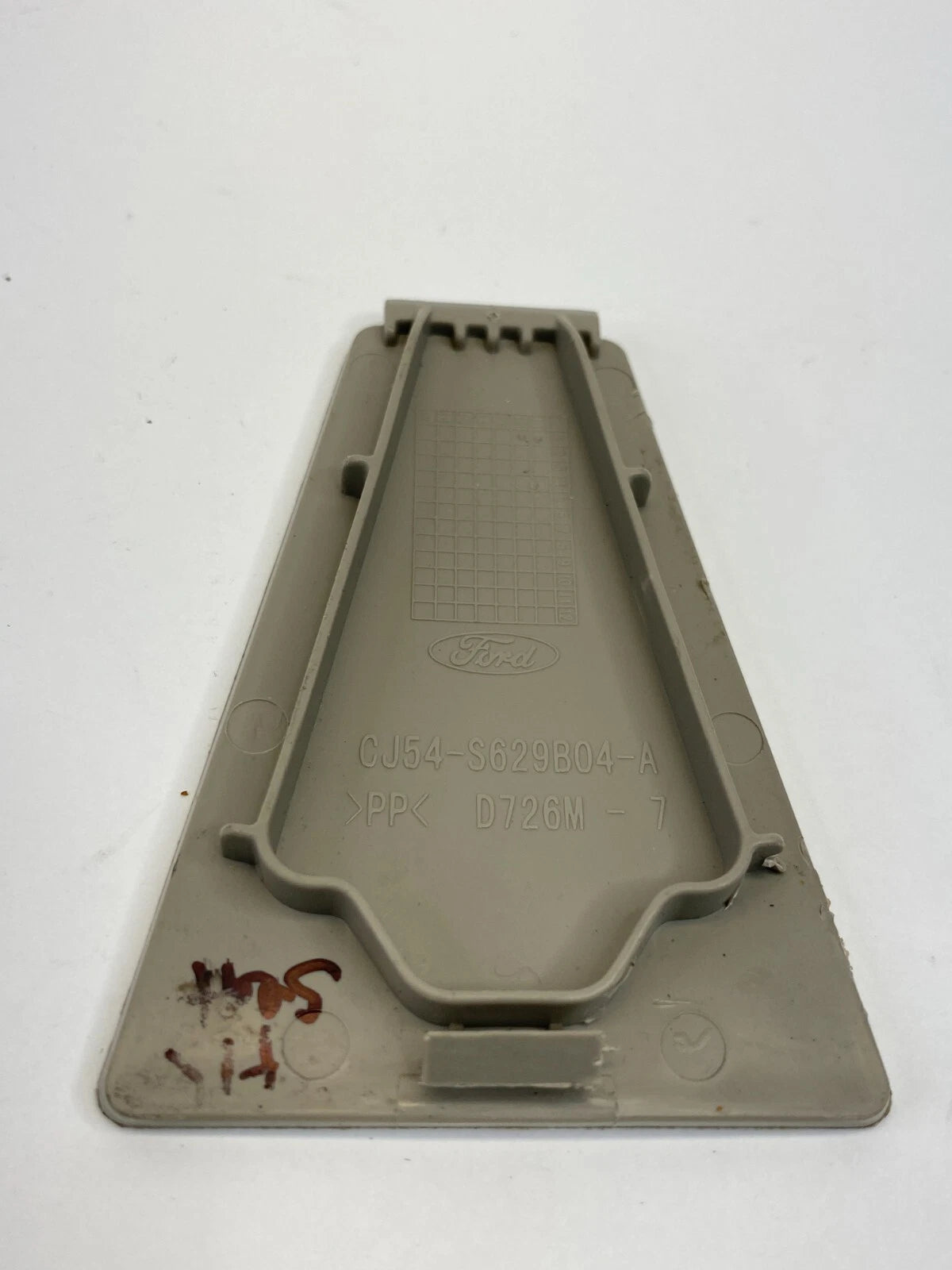 2013 2014 FORD ESCAPE FRONT RIGHT PASSENGER SEAT TRACK CAP COVER CJ54-S629B04-A