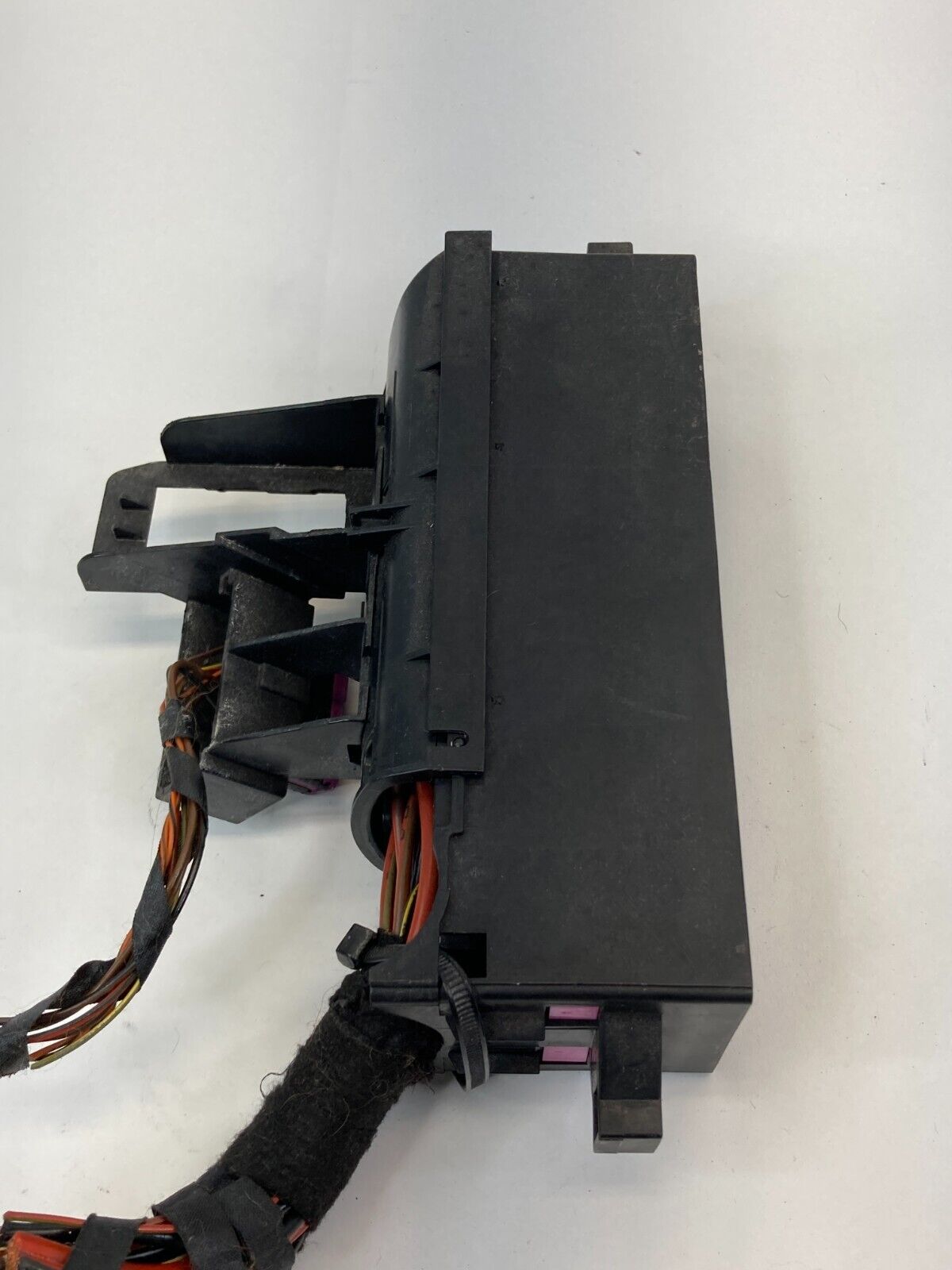 09-11 Volkswagen Tiguan 2.0L L4 Dash Instrument Fuse Box Relay 1103651940 OEM