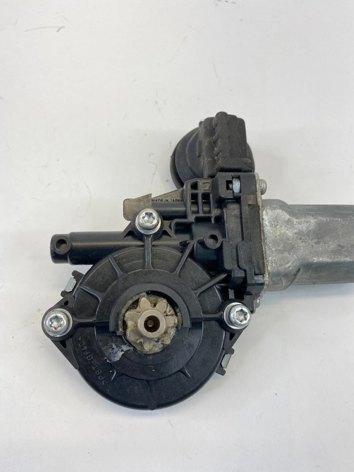 2004-2009 TOYOTA PRIUS REAR LEFT SIDE DOOR POWER WINDOW MOTOR 8572035140 OEM