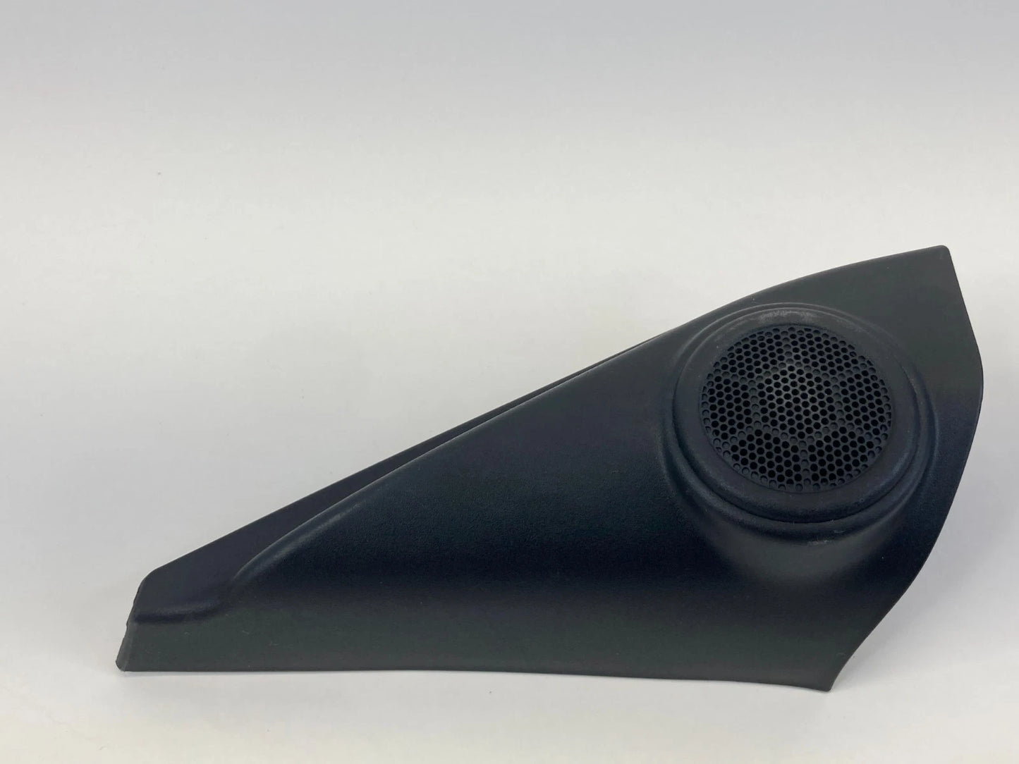 2008-2015 SCION FRONT LEFT DRIVER DOOR CORNER COVER W/ TWEETER 67492-12550 OEM