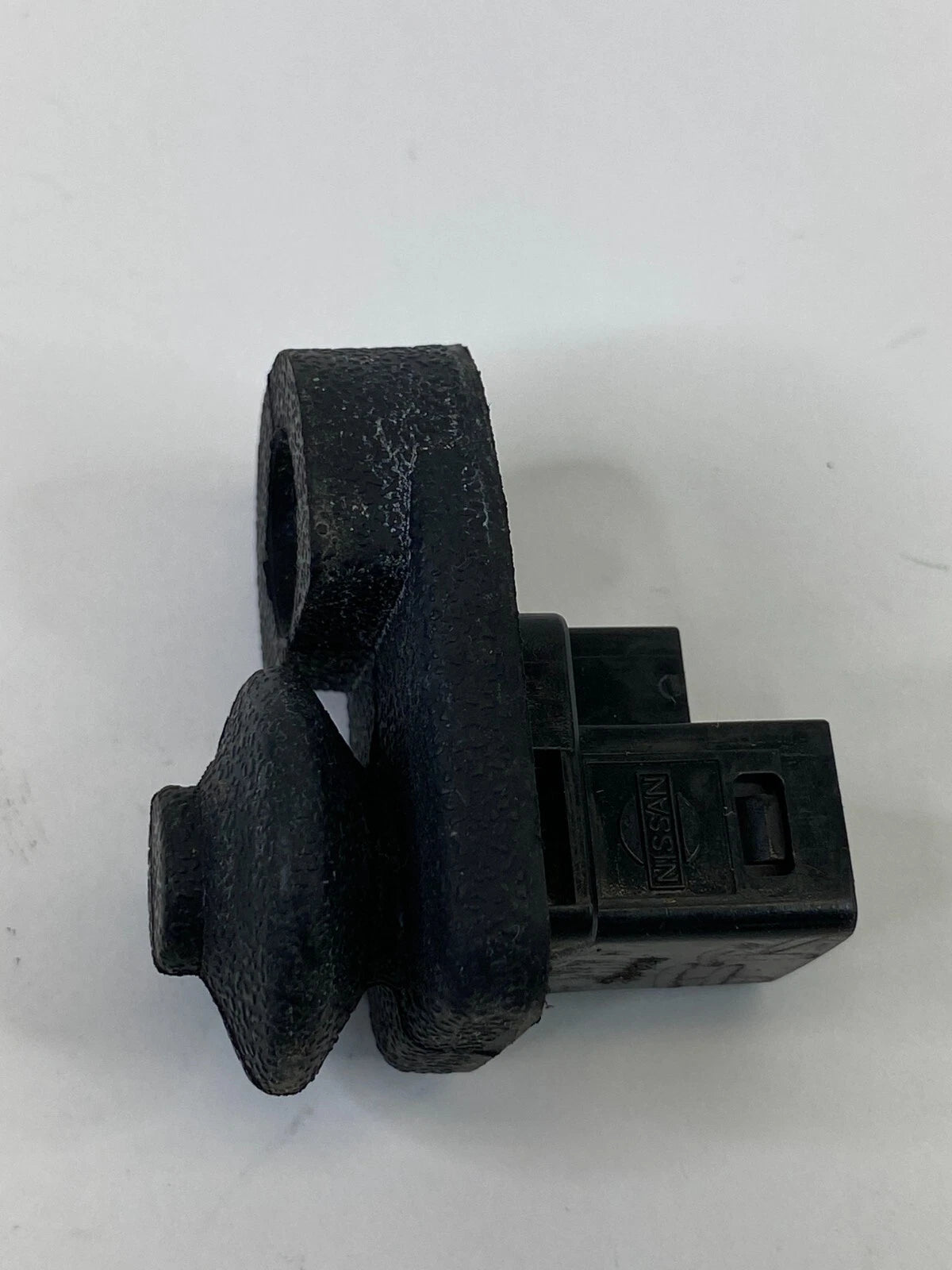 2003-2008 INFINITI G35 SEDAN FRONT RIGHT DOOR AJAR JAMB LIGHT LAMP SWITCH BUTTON