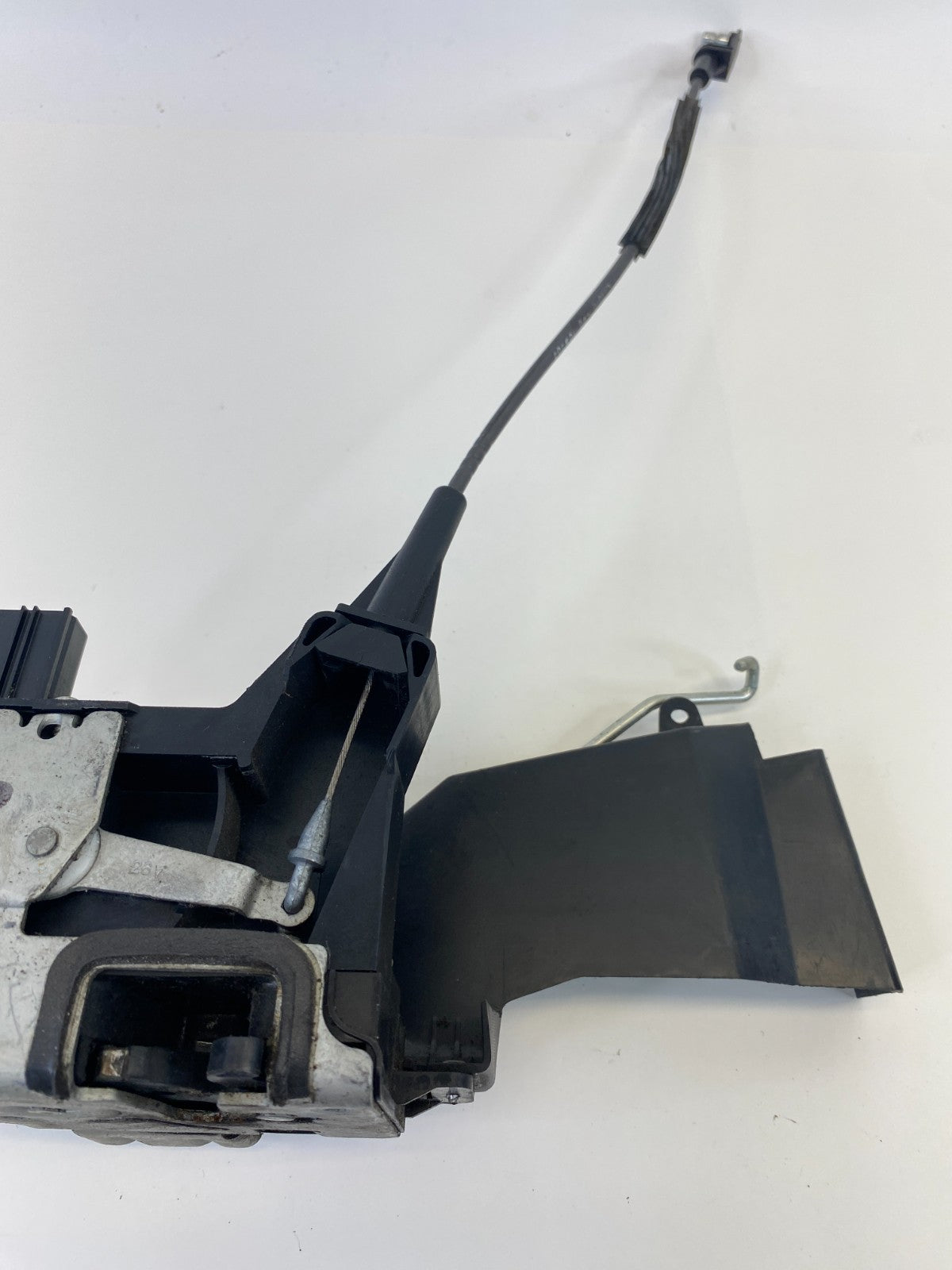 2005-2007 Ford Escape Front Right Passenger Door Lock Latch Release Actuator OEM