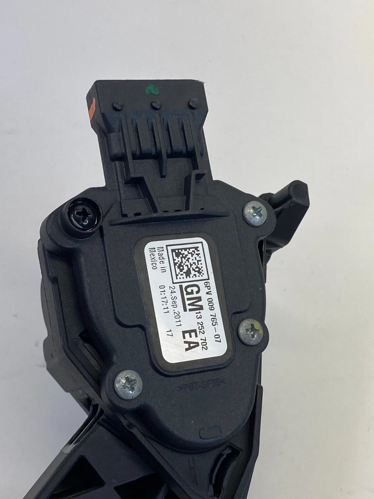 2011-2015 CHEVROLET CRUZE ACCELERATOR GAS PEDAL ASSEMBLY UNIT 13252702