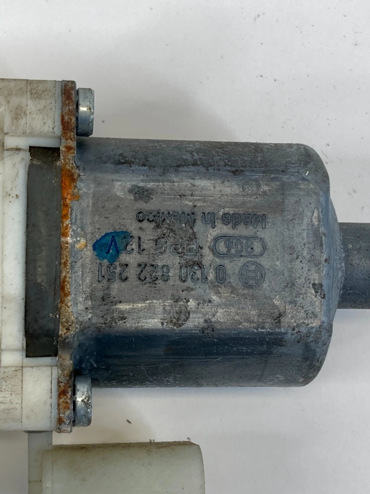 05-10 PONTIAC G6 SEDAN REAR LEFT SIDE POWER DOOR WINDOW MOTOR 0 130 822 251 OEM