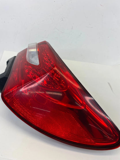 2011-2014 CHRYSLER 200 REAR RIGHT PASSENGER SIDE TAIL LIGHT LAMP 05182524A OEM