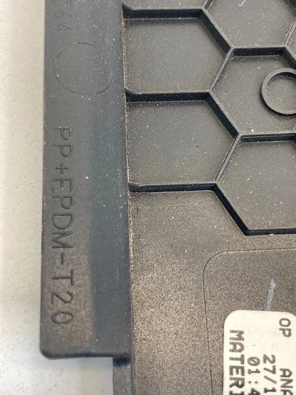 05-10 VOLKSWAGEN JETTA 08 09 RABBIT RIGHT SIDE DASH END CAP COVER TRIM PANEL OEM