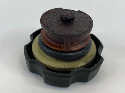 2005-2010 PONTIAC G6 3.5L ENGINE OIL FILLER FLUID COVER CAP OEM