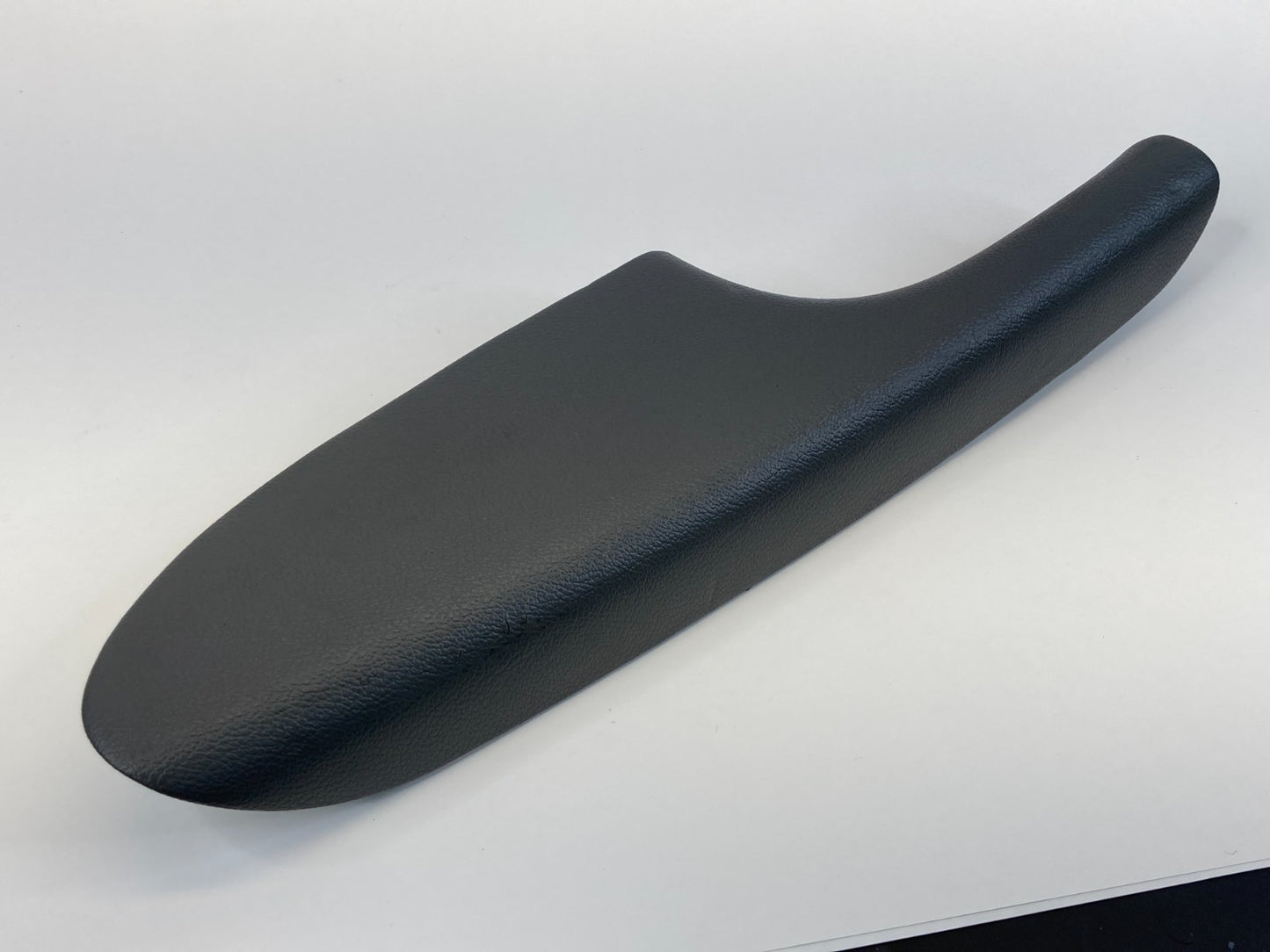 11-14 Hyundai Sonata Rear Left Side Interior Door Armrest Panel D1432-3S050 OEM