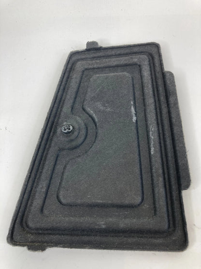 2009 09 HYUNDAI ACCENT RIGHT PASSENGER TAIL LIGHT TAIL LAMP INTERIOR COVER OEM
