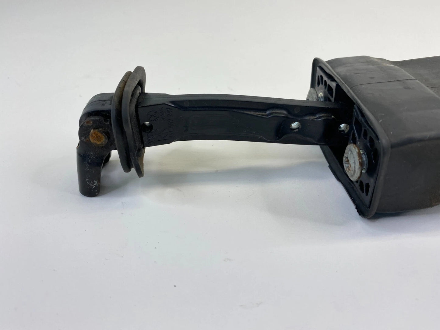 2012-2022 VOLKSWAGEN PASSAT REAR RIGHT DOOR CHECK STOP STOPPER DETENT 561837267