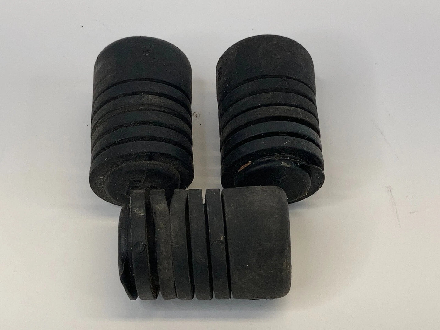 01-16 HYUNDAI ELANTRA FRONT HOOD RUBBER CUSHION BUFFER STOPPER BUMPER SET OEM