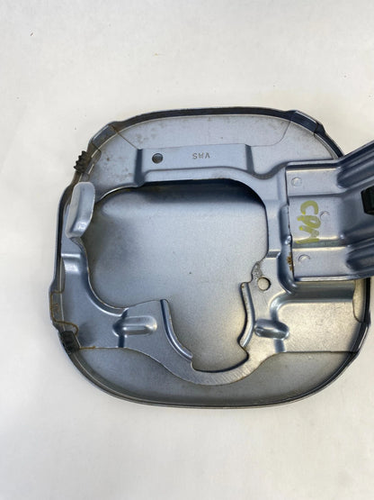2007-2011 HONDA CR-V EXTERIOR FUEL DOOR GAS LID COVER W FILLER CAP ASSEMBLY OEM