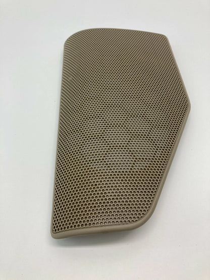 04-07 FORD FREESTAR REAR RIGHT SIDE SPEAKER DOOR COVER GRILL 5F23-17310B08-AAW