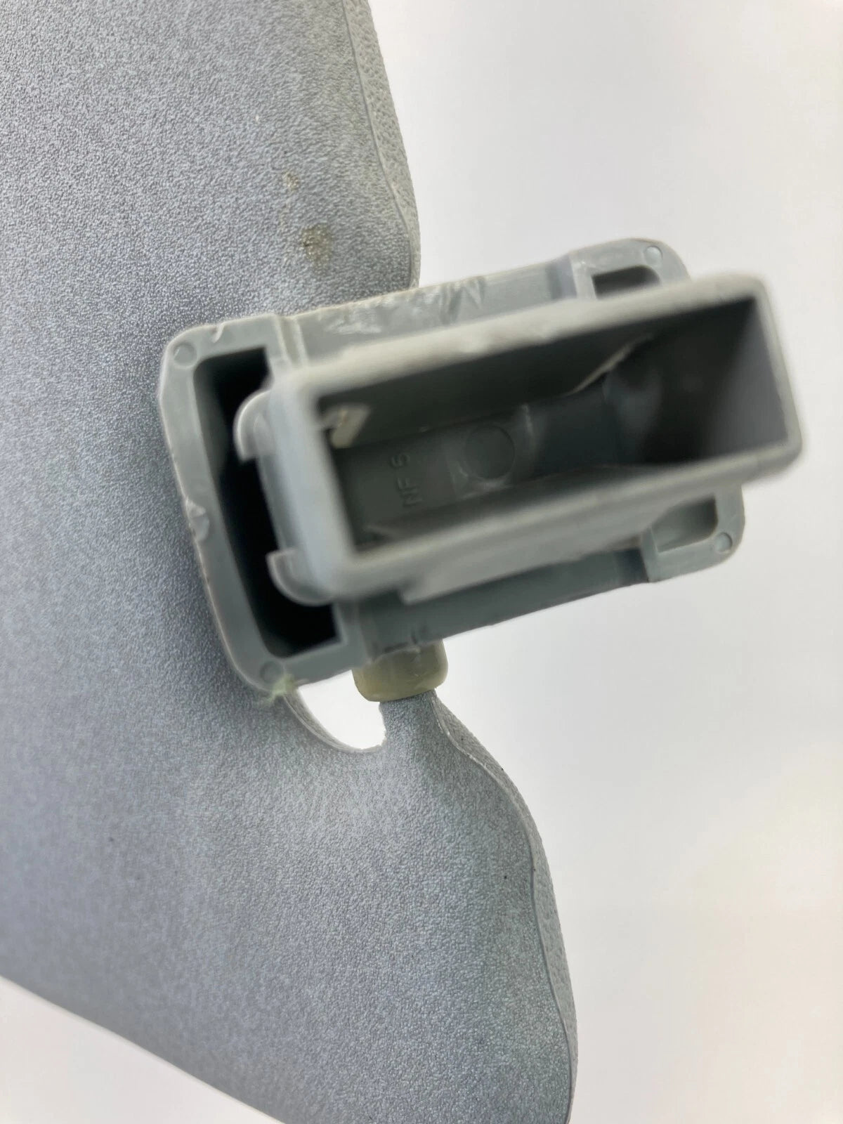 2008-2017 MITSUBISHI LANCER FRONT RIGHT PASSENGER SUNVISOR SUN VISOR SHADE GREY