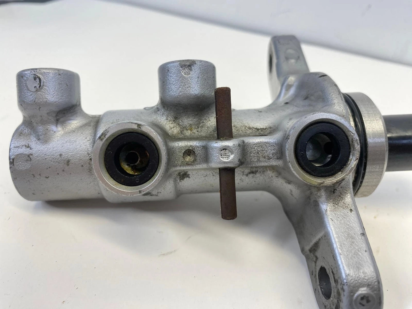 2016-2020 HONDA CIVIC COUPE 1.5L L4 A/T FWD POWER BRAKE MASTER CYLINDER ASSY OEM