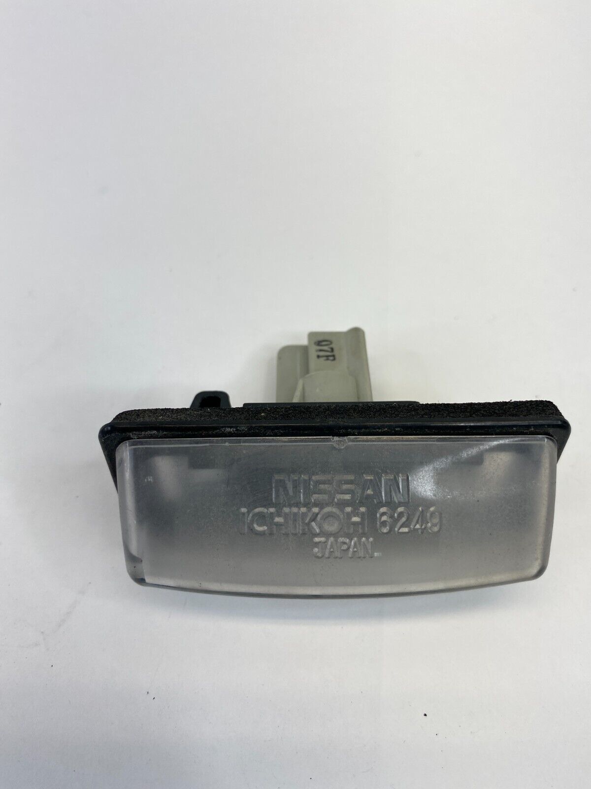 2008-2013 Nissan Rogue Rear Trunk License Plate Light Lamp Assembly OEM