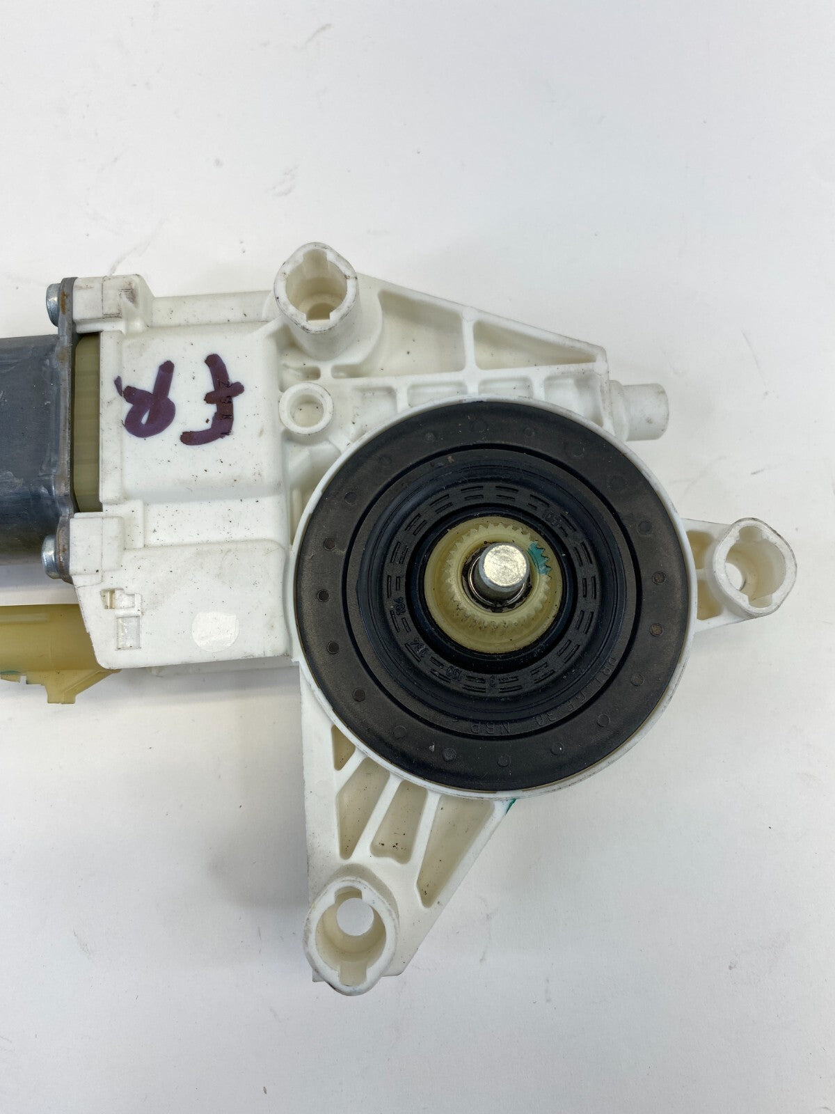 2009-2020 Dodge Journey Front Right Passenger Door Window Motor 0130822474