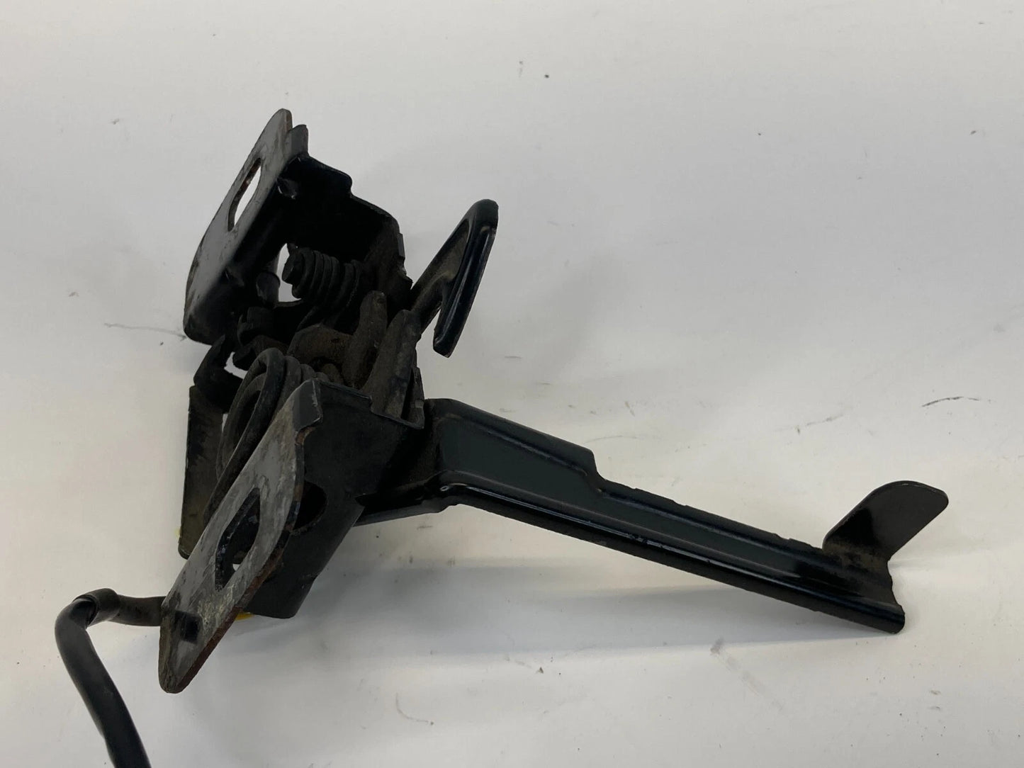 2011-2016 CHEVROLET CRUZE FRONT HOOD LOCK LATCH RELEASE ACTUATOR OEM