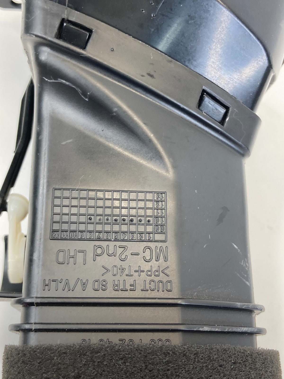 2010 2011 Hyundai Accent Left Driver Side Dash A/C Air Vent Outlet Duct Assy OEM