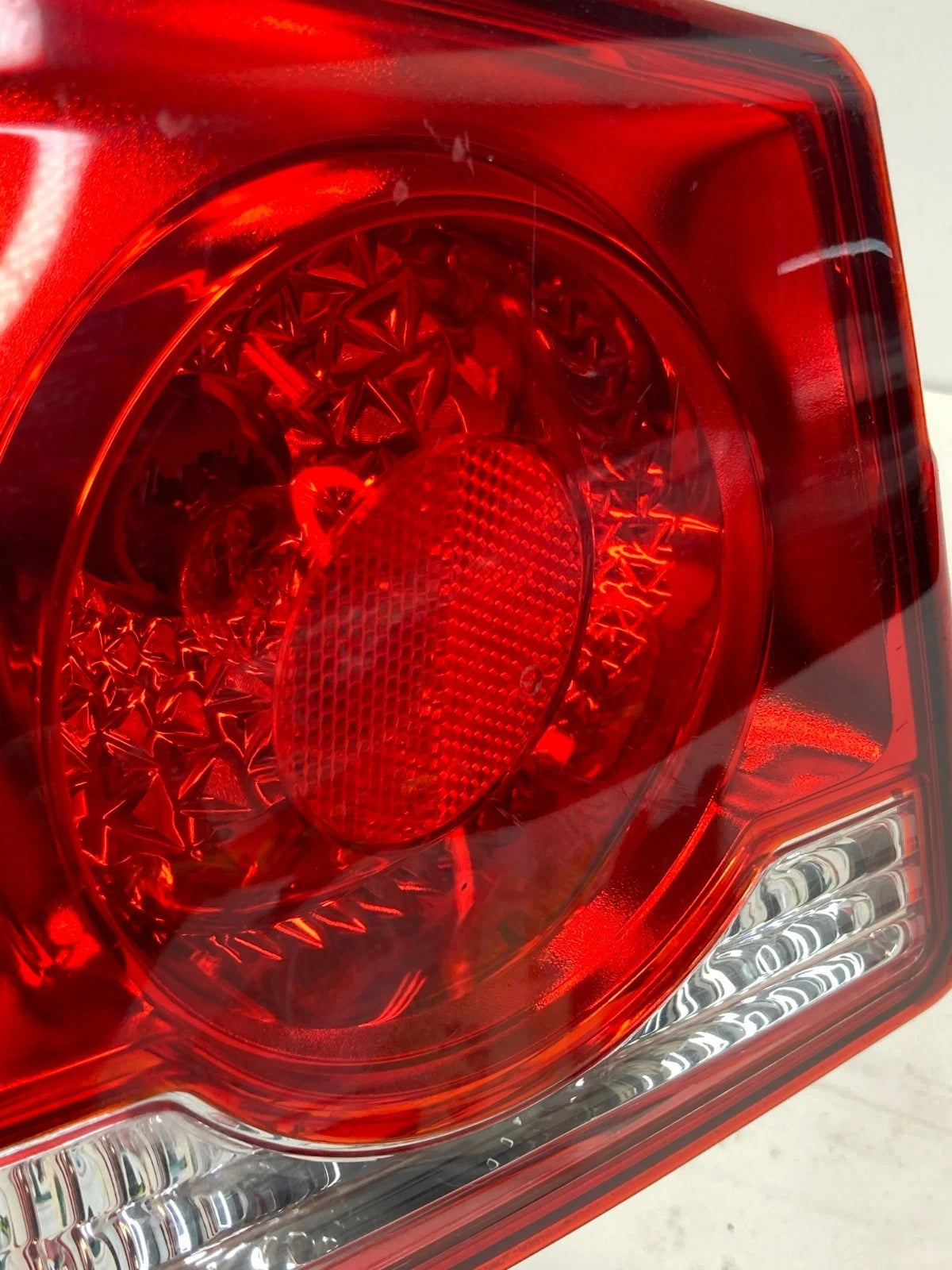 2011-2016 CHEVROLET CRUZE REAR LEFT DRIVER INNER TAILLIGHT TAILLAMP 3057KLCP OEM