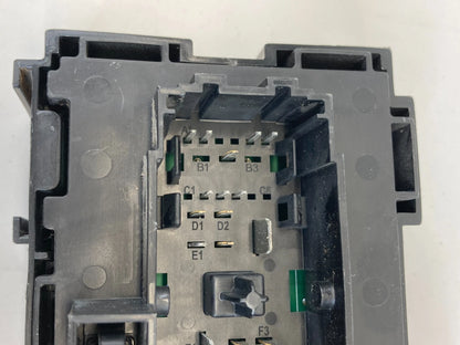 2007 GMC YUKON CHEVY TAHOE INSTRUMENT PANEL FUSE RELAY BOX COMPARTMENT 15839517