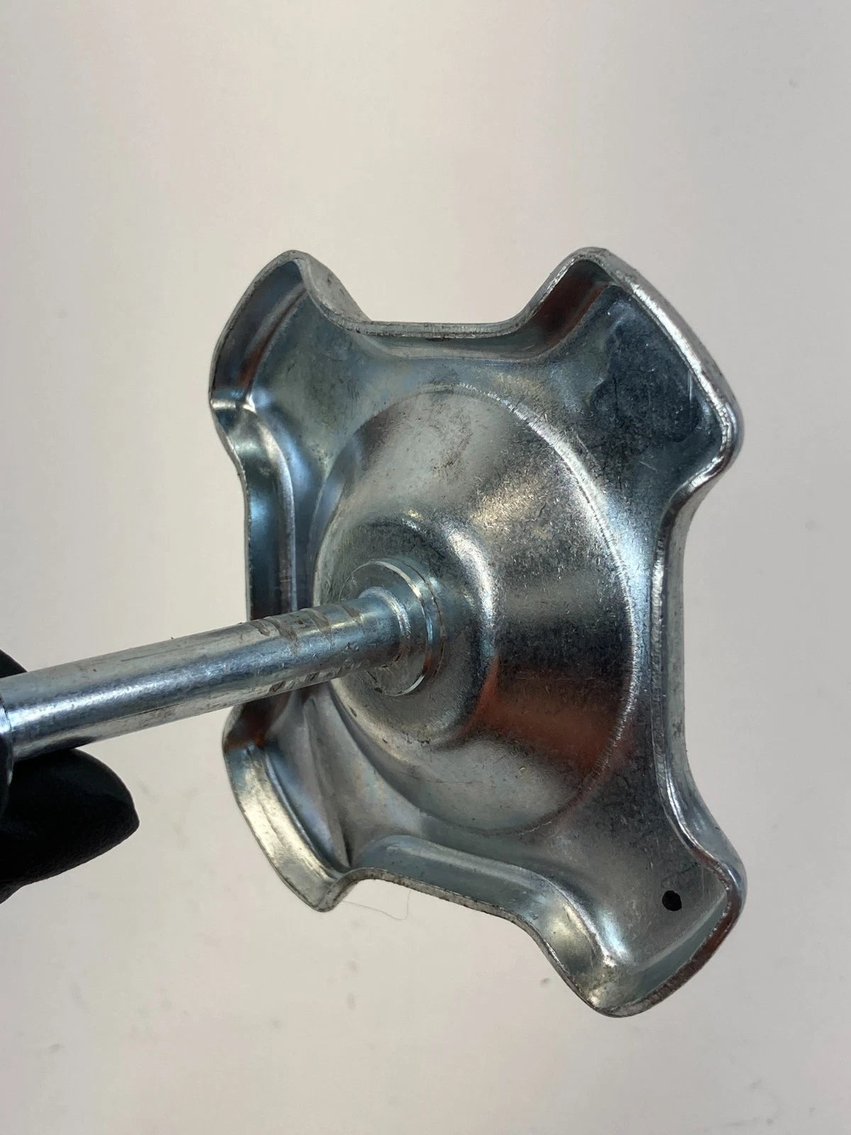 2016-2019 FORD INTERCEPTOR UTILITY SPARE TIRE HOLDER RETAINER HOLD DOWN BOLT OEM