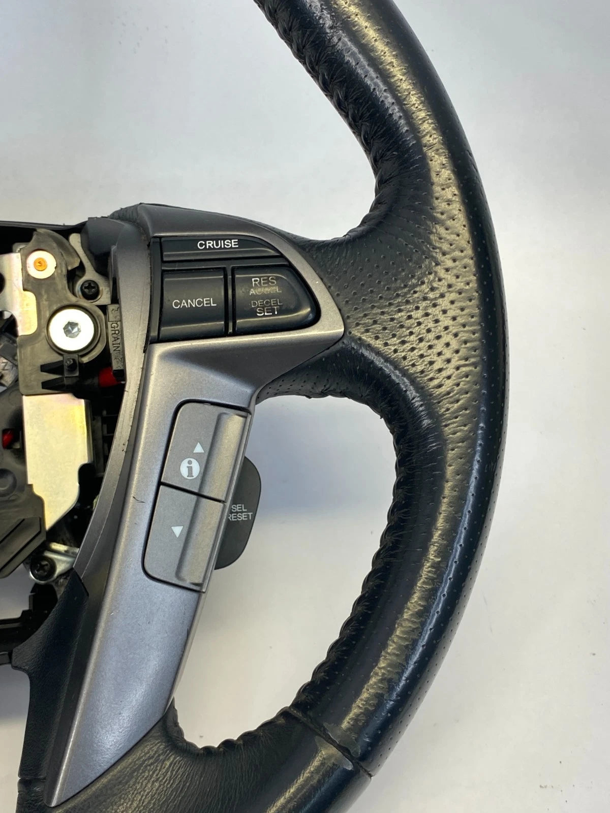 2011-2017 HONDA ODYSSEY STEERING WHEEL W/ CRUISE & AUDIO CONTROL SWITCH ASSY OEM