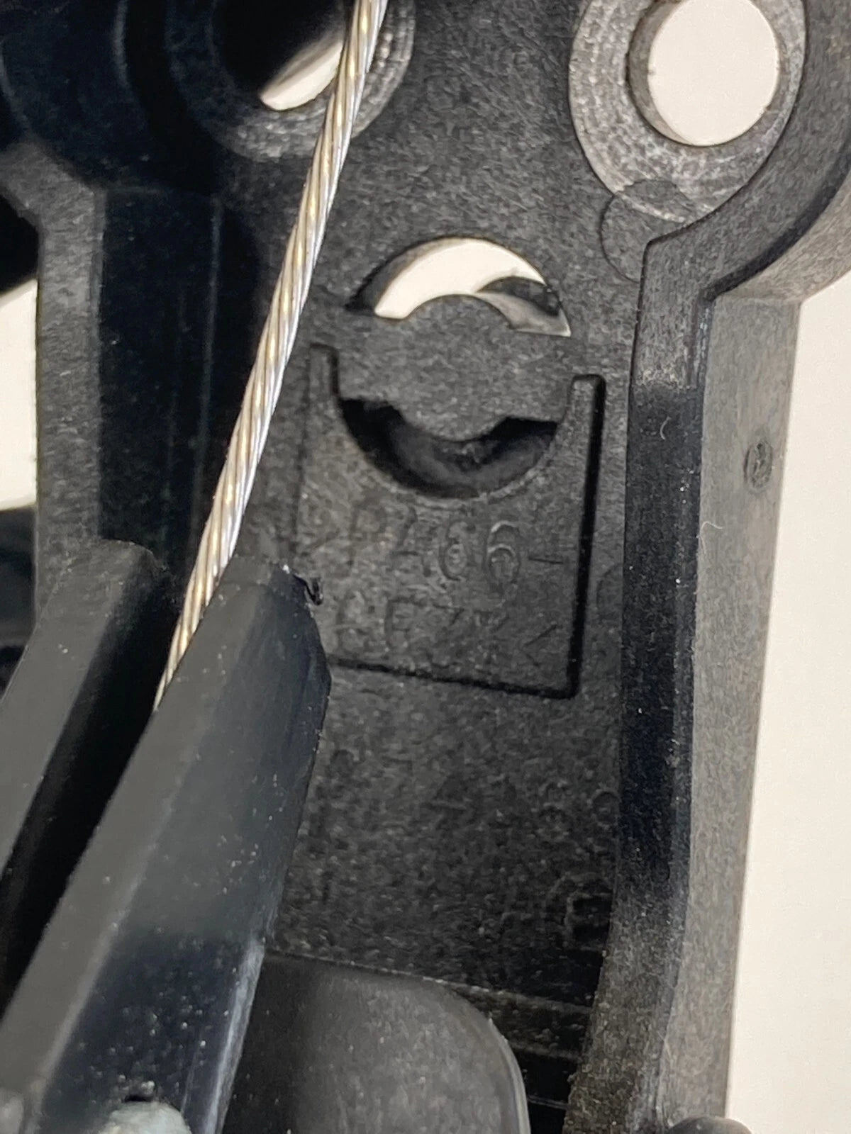 2007-2012 DODGE CALIBER HOOD RELEASE HANDLE LEVER SWITCH OPENER