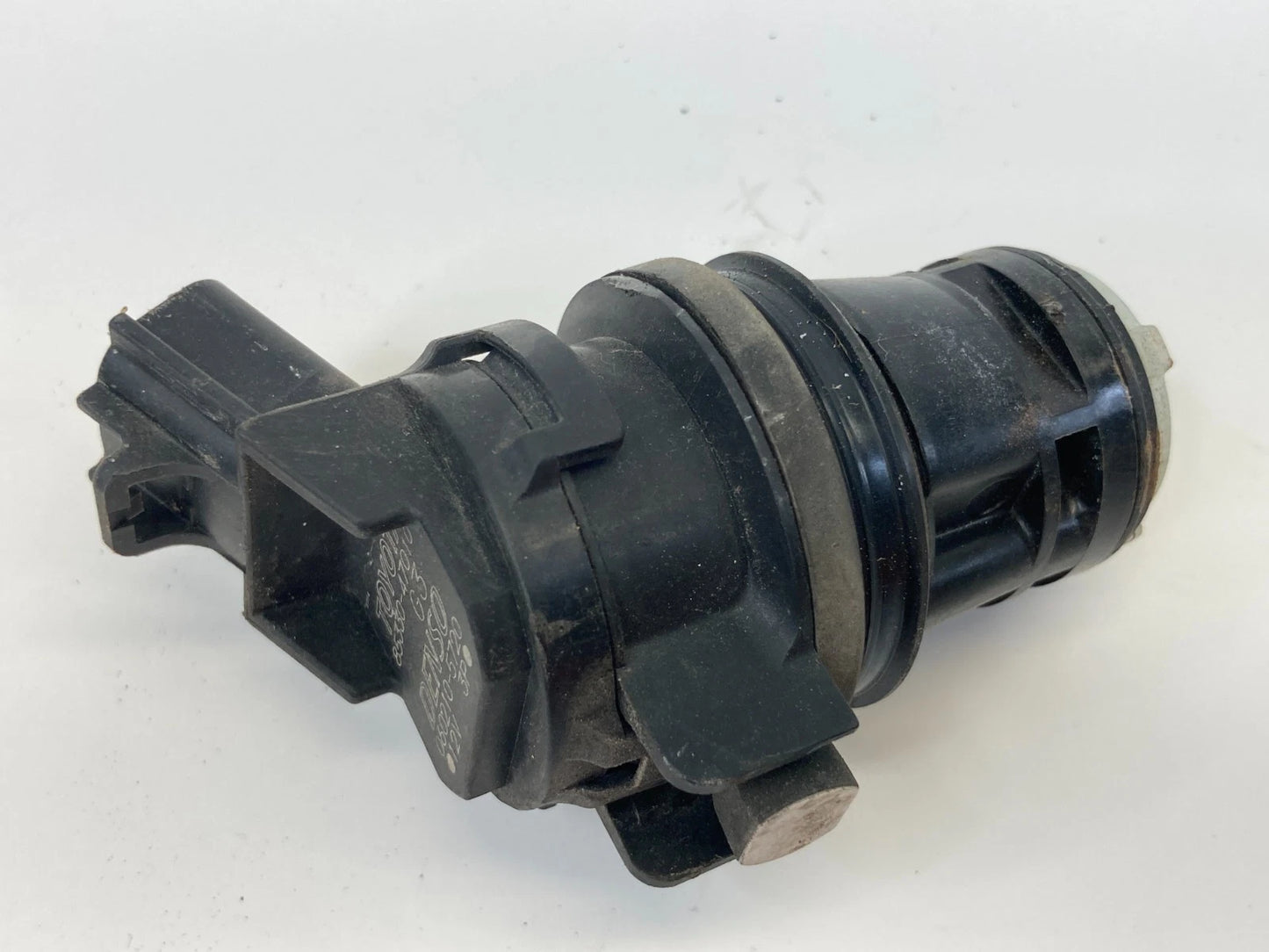 2011-2015 Toyota Prius Front Windshield Washer Fluid Pump 85330-47010 OEM