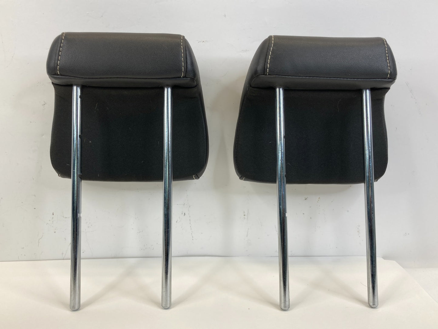 2009-2012 Ford Flex Rear Left & Right Seat Headrest Head Rest OEM