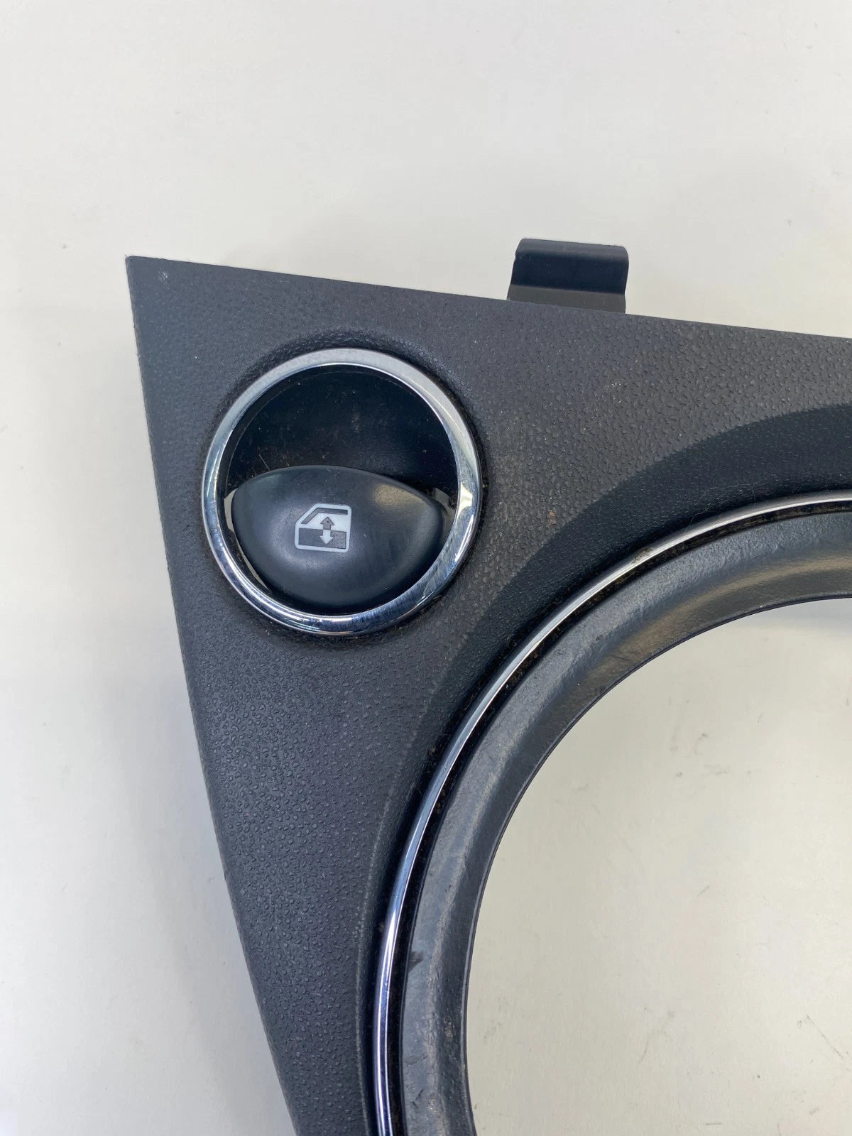 2012-2019 Fiat 500 A/T Center Console Gear Shifter Trim Bezel w/ Window Switches