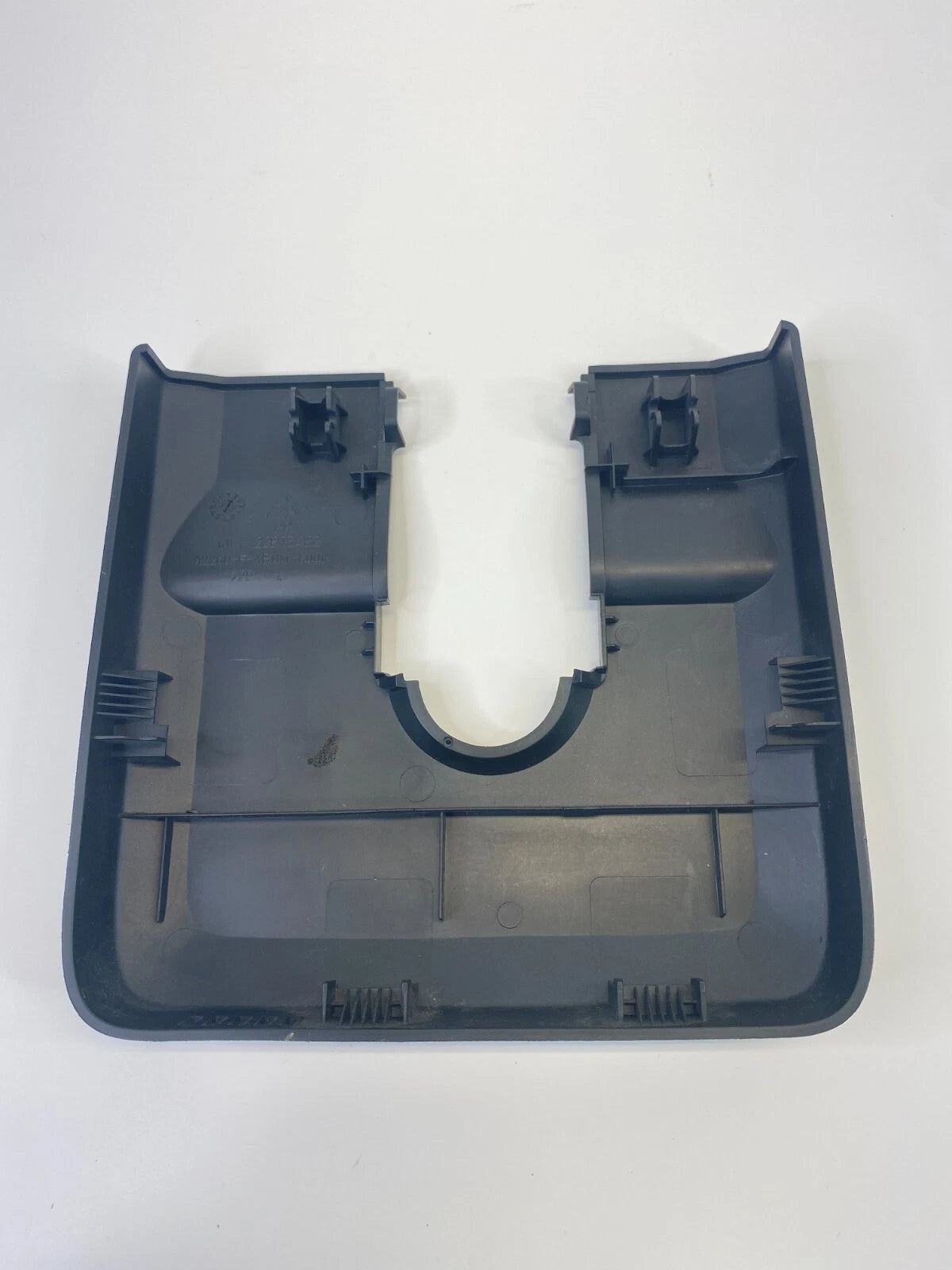 2012-2017 CHEVROLET EQUINOX WINDSHIELD SENSOR MOUNT BRACKET COVER 22878482
