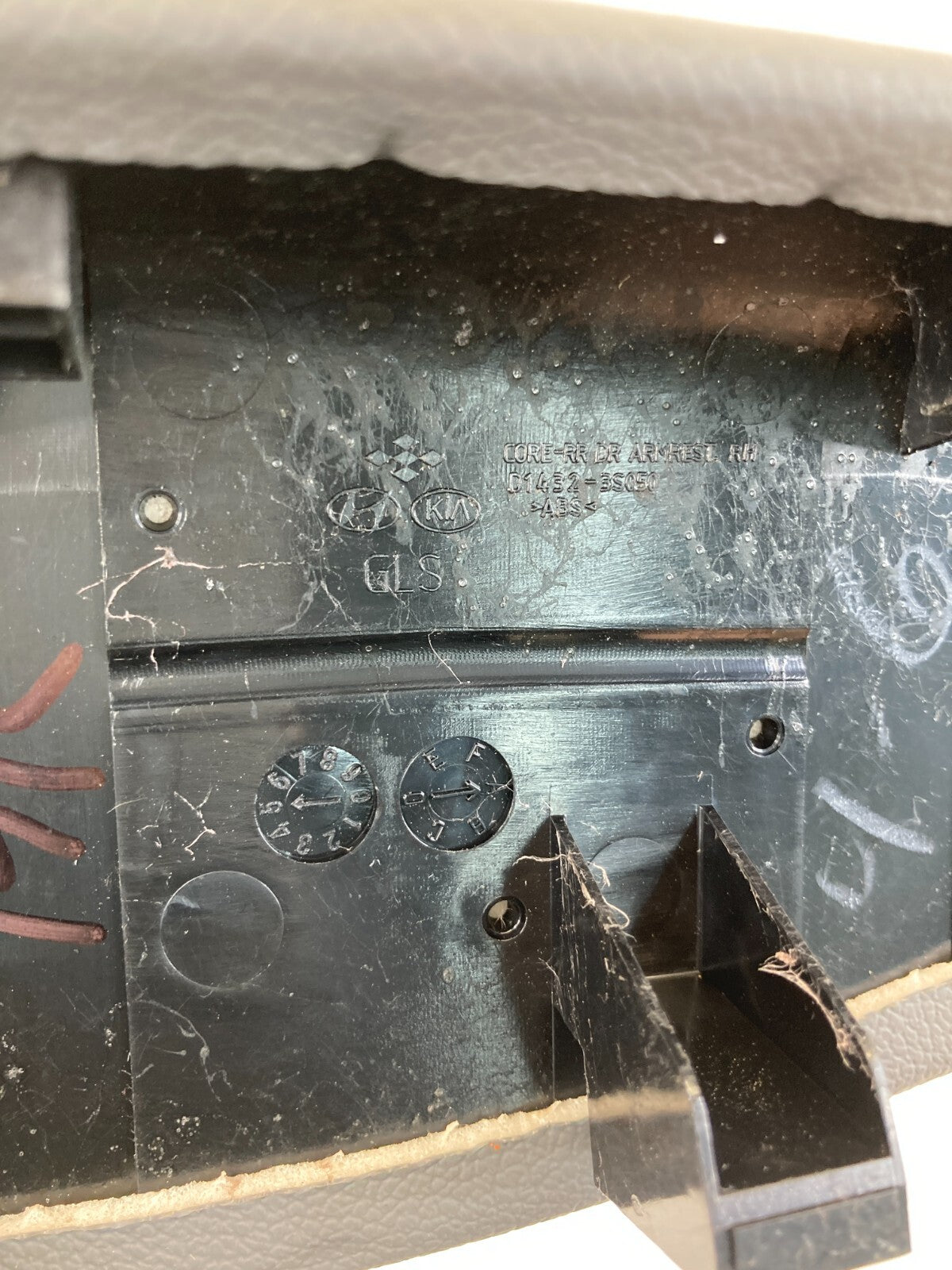 11-14 Hyundai Sonata Rear Right Side Interior Door Armrest Panel D1432-3S050 OEM