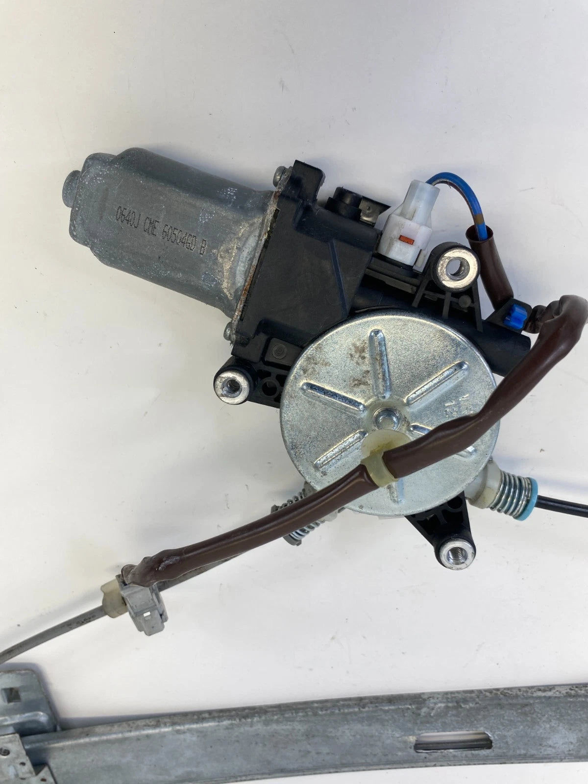 2003-2008 HONDA PILOT REAR LEFT SIDE DOOR POWER WINDOW MOTOR W / REGULATOR OEM