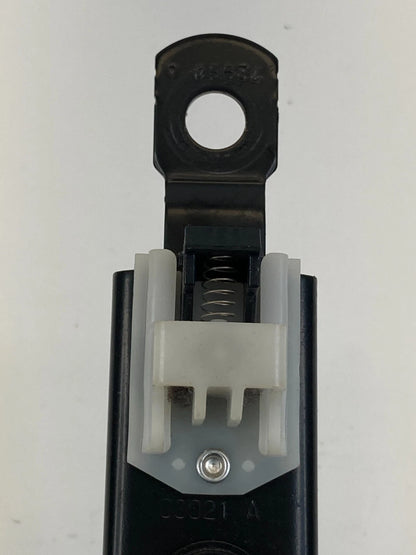 07-10 HYUNDAI ELANTRA FRONT LEFT DRIVER SIDE SEAT BELT ADJUSTER HEIGHT SUPPORT