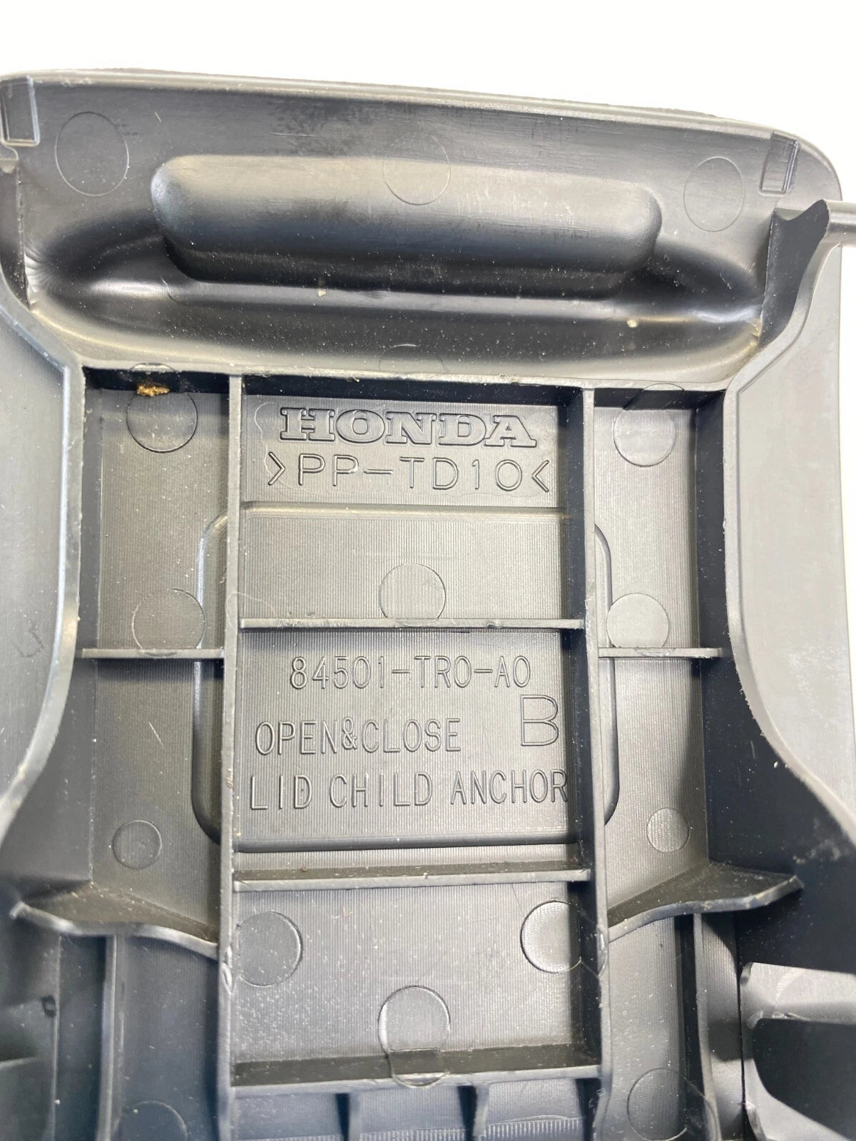 12 13 14 15 HONDA CIVIC REAR SEAT CHILD ANCHOR COVER PLATE CAP 84501TR0A0 OEM