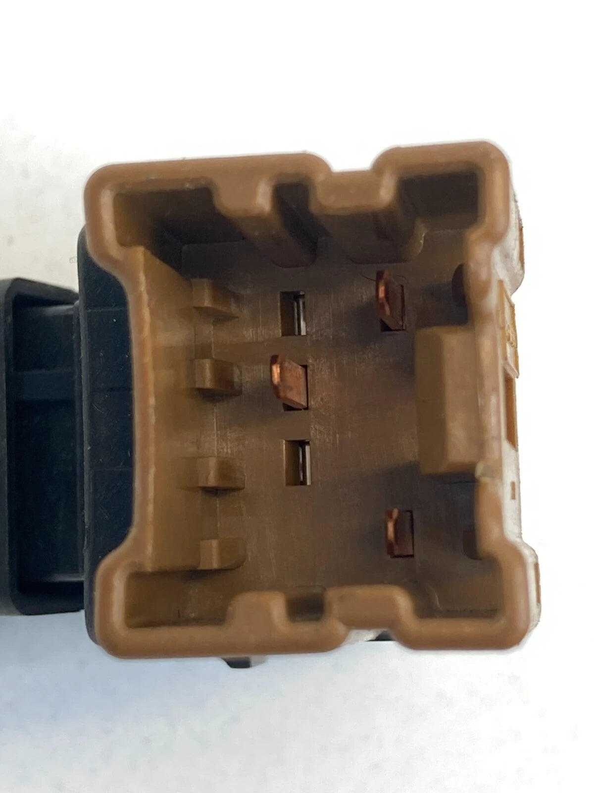 2000-2004 SUBARU OUTBACK FRONT LEFT SIDE DOOR LOCK CONTROL SWITCH 83073AE00A OEM