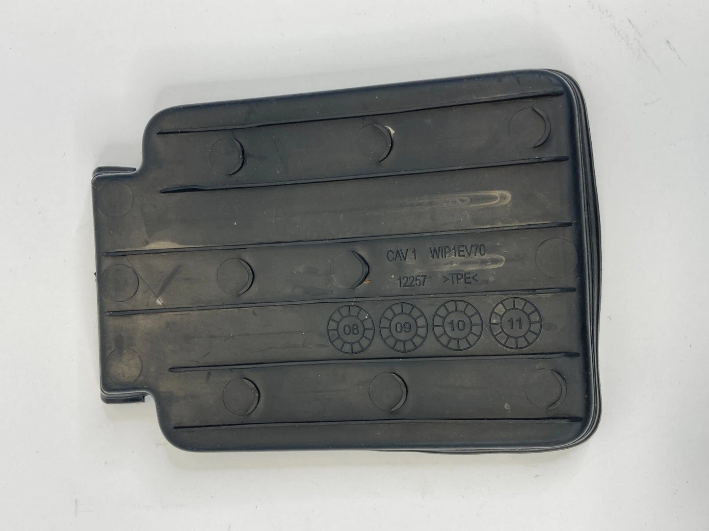 2009-2014 VOLKSWAGEN ROUTAN CENTER CONSOLE UPPER RUBBER MAT INSERT WIP1EV70 OEM